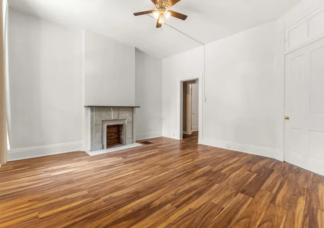 Listing Photo 3 - Condo for sale in building located at 525 Overton St, Newport, KY 41071