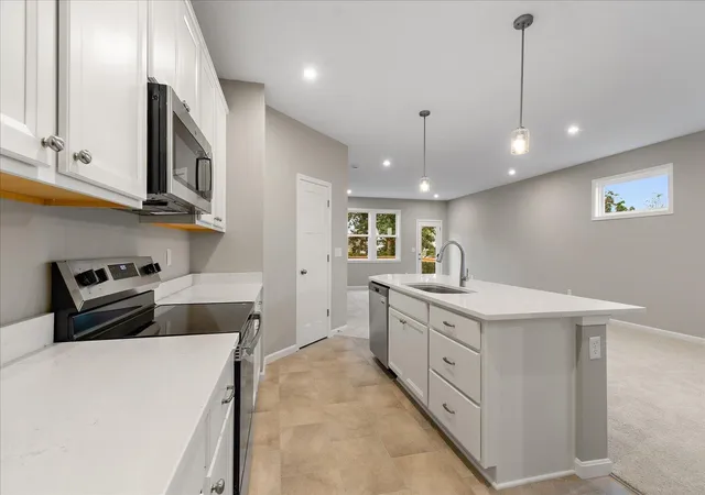 Photo 4 of Single family home for sale at 1354 Parkside Dr #156B, Alexandria, KY 41001 | MLS# 645612 | Listing updated on 2026-10-05