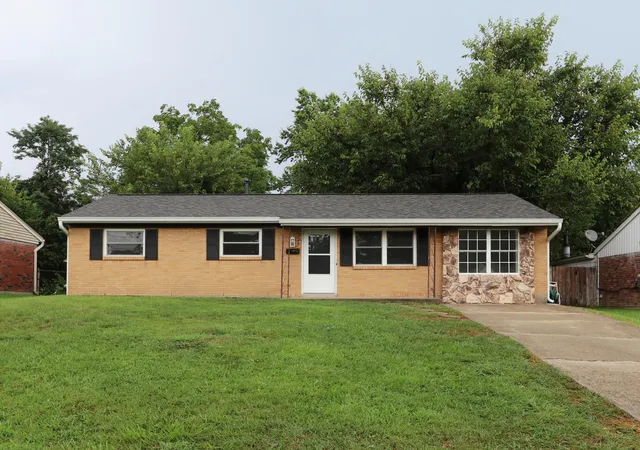 Photo 1 of Single family home for sale at 224 Saint Jude Cir, Florence, KY 41042 | MLS# 645652 | Listing updated on 2026-09-14