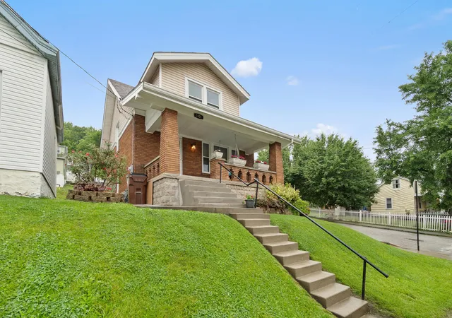 2nd image of 1801 Jefferson Ave, Covington, KY 41014 | MLS# 645659