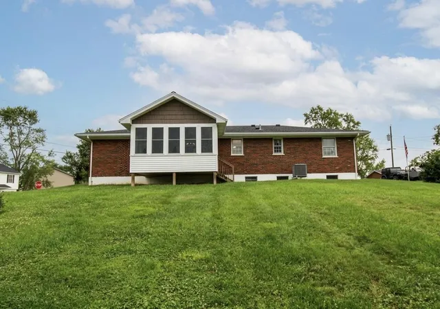 Photo 2 of Single family home for sale at 1 Tracy Ln, Williamstown, KY 41097 | MLS# 645637 | Listing updated on 2026-08-25