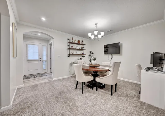 2nd image of 1163 Orange Blossom Ct, Covington, KY 41011 | MLS# 645676
