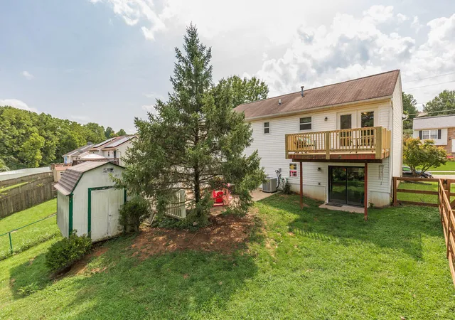 2nd image of 2556 Evergreen Dr, Ft Mitchell, KY 41017 | MLS# 645711
