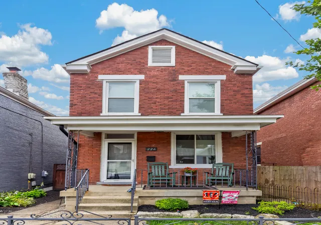 Photo 2 of Sale Pending at 226 Retreat St, Bellevue, KY 41073 | MLS# 645778 | Listing updated on 2026-08-19