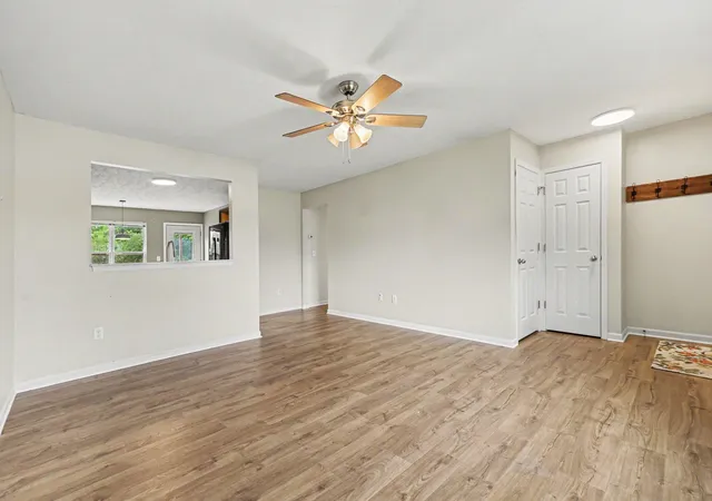 Photo 2 of Single family home for sale at 146 Arlington Ct, Williamstown, KY 41097 | MLS# 645681 | Listing updated on 2026-09-07
