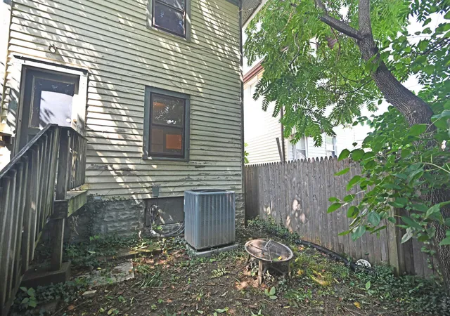18th image of 2204 Howell St, Covington, KY 41014 | MLS# 645734