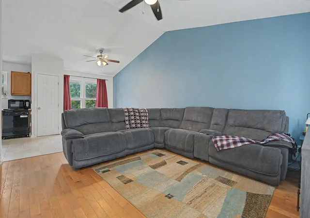 Photo 3 of Sale Pending at 1813 Northern Spy Dr, Hebron, KY 41048 | MLS# 645755 | Listing updated on 2026-08-21