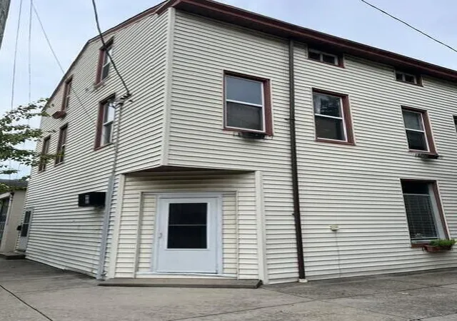 Photo 1 of Multi family home for sale at 646 Monroe St, Newport, KY 41071 | MLS# 645714 | Listing updated on 2026-08-26