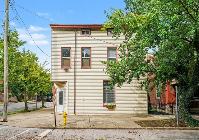 Photo 2 of Multi family home for sale at 646 Monroe St, Newport, KY 41071 | MLS# 645714 | Listing updated on 2026-08-26