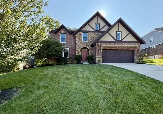 Photo 3 of Single family home for sale at 2764 Bentwood Dr, Independence, KY 41051 | MLS# 645745 | Listing updated on 2026-08-16
