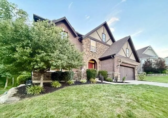 Photo 3 of Single family home for sale at 2764 Bentwood Dr, Independence, KY 41051 | MLS# 645745 | Listing updated on 2026-08-16