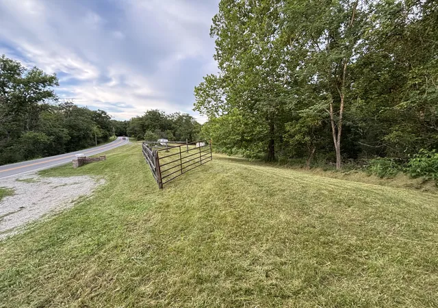 Photo 4 of Sale Pending at 8000 Taft Hwy, Dry Ridge, KY 41035 | MLS# 645758 | Listing updated on 2026-08-24