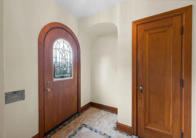 4th image of 1009 Winding Wy, Covington, KY 41011 | MLS# 645781