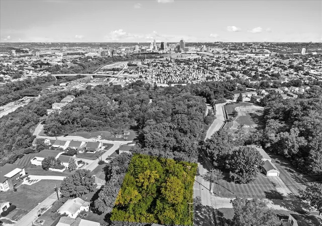 Photo 3 of Land for sale at 186 Grandview Ave, Newport, KY 41071 | MLS# 645979 | Listing updated on 2026-08-25