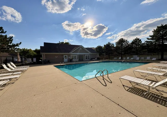 2nd image of 144 Stable Gate Ln, Florence, KY 41042