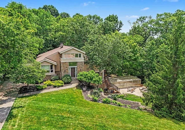 1st image of 42 Stardust Pt, Fort Thomas, KY 41075 | MLS# 645811