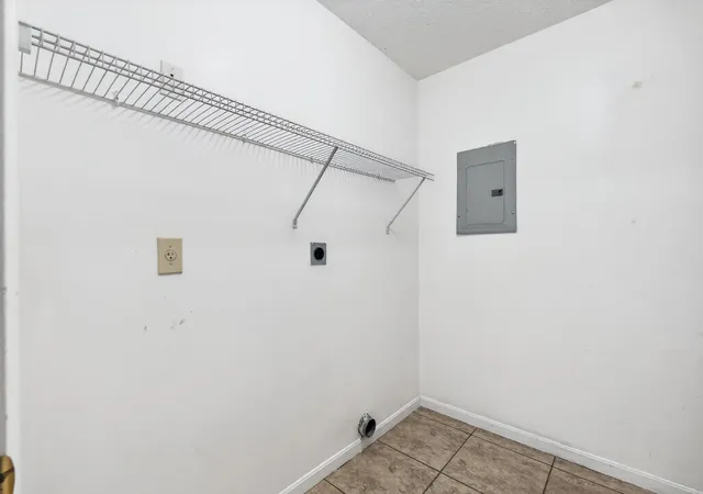 image of 10124 Carnation Ct, Florence, KY 41042