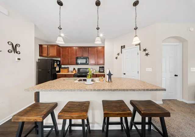 3rd image of 1704 Braeburn Ct, Florence, KY 41042 | MLS# 645831