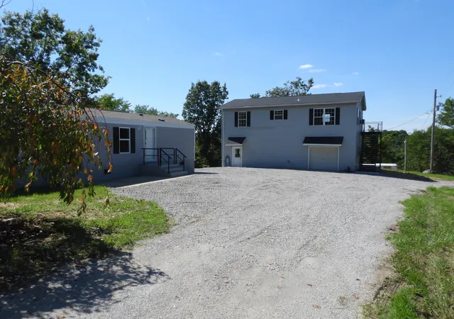 Single family home for sale at 147 Butts Ln, Falmouth, KY 41040 | MLS# 645917