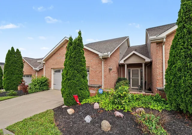 1st image of 1864 Quarry Oaks Dr, Florence, KY 41042 | MLS# 645857
