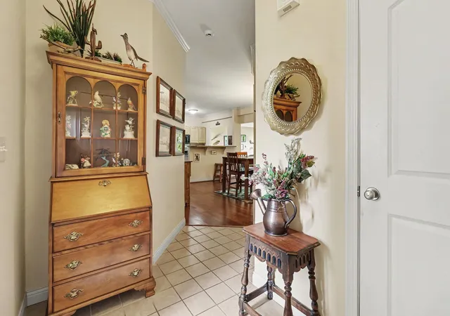 image of 1864 Quarry Oaks Dr, Florence, KY 41042 | MLS# 645857