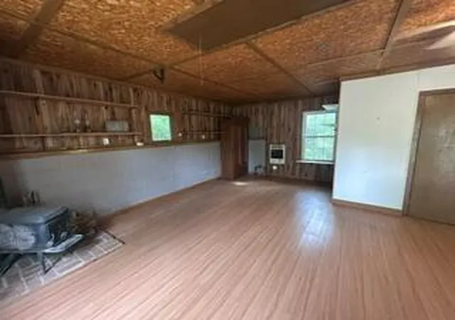 Photo 3 of Sale Pending at 957 Bonar Rd, Falmouth, KY 41040 | MLS# 645826 | Listing updated on 2026-08-24