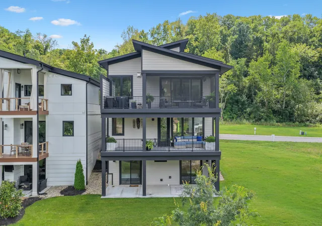 Photo 50 of Single family home for sale at 864 Belle Ridge Loop, Bellevue, KY 41073 | MLS# 645980 | Listing updated on 2026-08-31