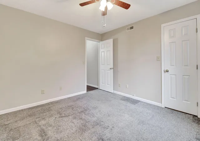 2nd image of 150 Herrington Ct, Erlanger, KY 41018