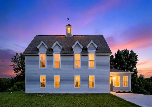 Photo 2 of Single family home for sale at 805 Humes Ridge Rd, Williamstown, KY 41097 | MLS# 645850 | Listing updated on 2026-08-20