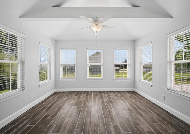 Photo 3 of Single family home for sale at 805 Humes Ridge Rd, Williamstown, KY 41097 | MLS# 645850 | Listing updated on 2026-10-02