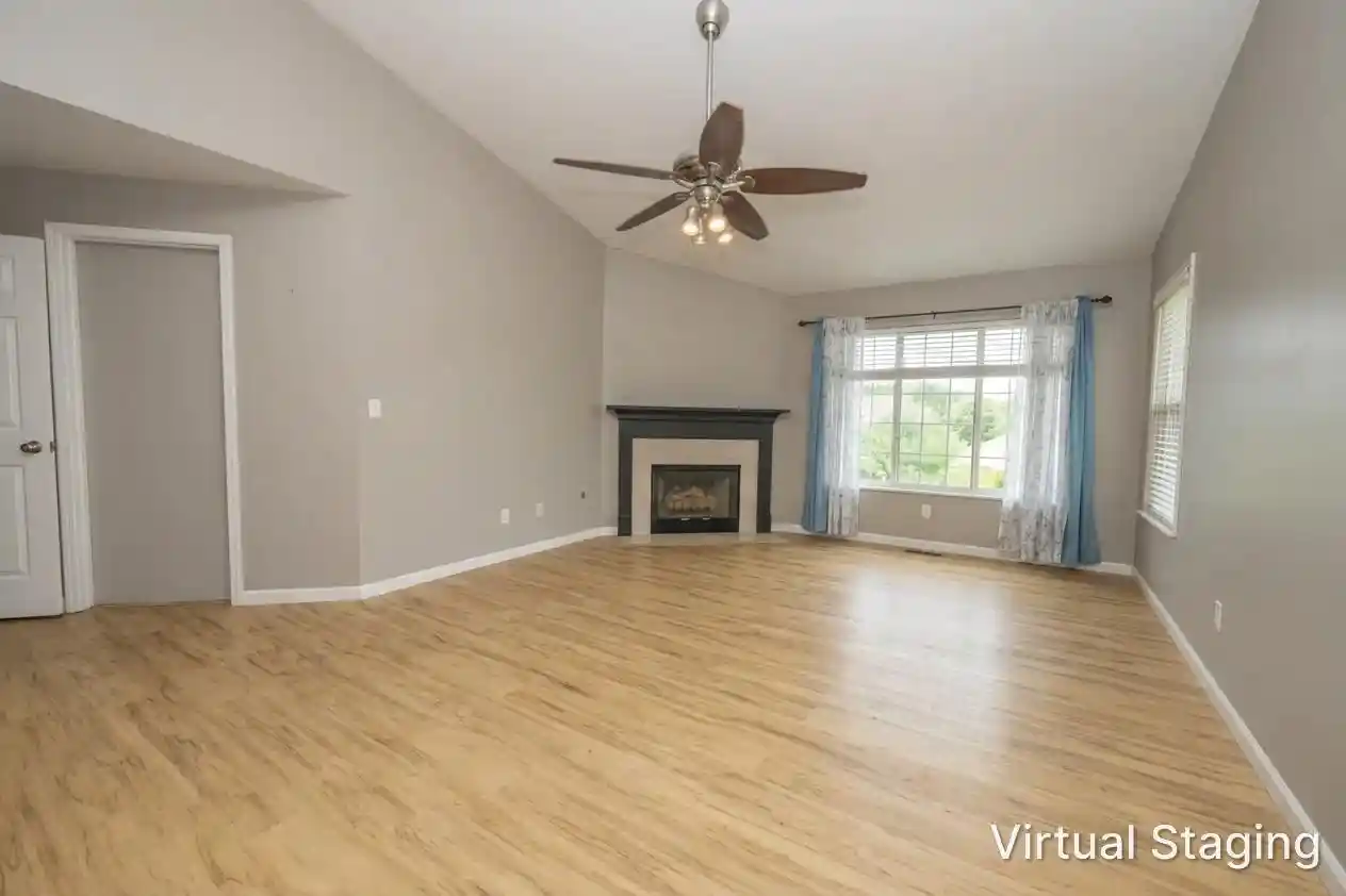 Listing Photo 2 - Condo for sale in 539 Cloverfield Ln located at 539 Cloverfield Ln, Fort Wright, KY 41011 - Unit #308