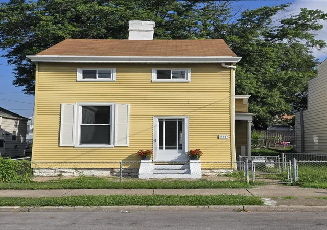 1st image of 319 W 12th St, Newport, KY 41071 | MLS# 645890
