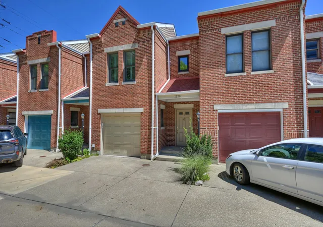 2nd image of 1226 Riverview Pl, Covington, KY 41011 | MLS# 645938