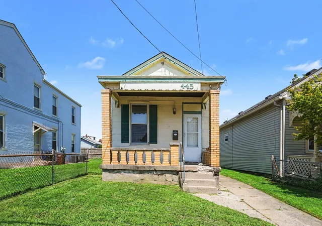 2nd image of 445 Berry Ave, Bellevue, KY 41073 | MLS# 645940