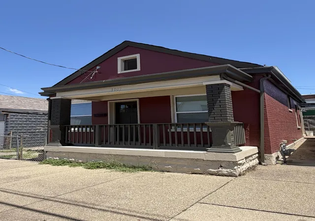 Photo 1 of Single family home for sale at 1003 Brighton St, Newport, KY 41071 | MLS# 646168 | Listing updated on 2026-10-12