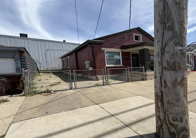 Photo 2 of Single family home for sale at 1003 Brighton St, Newport, KY 41071 | MLS# 646168 | Listing updated on 2026-08-29