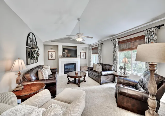 Photo 2 of Single family home for sale at 3493 Mary Teal Ln, Burlington, KY 41005 | MLS# 646072 | Listing updated on 2026-08-27