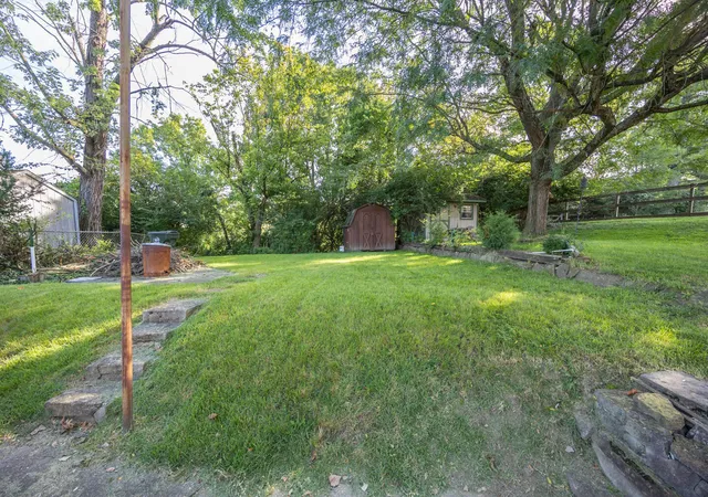 Photo 4 of Sale Pending at 1 N Sherry Ln, Bellevue, KY 41073 | MLS# 646124 | Listing updated on 2026-10-16