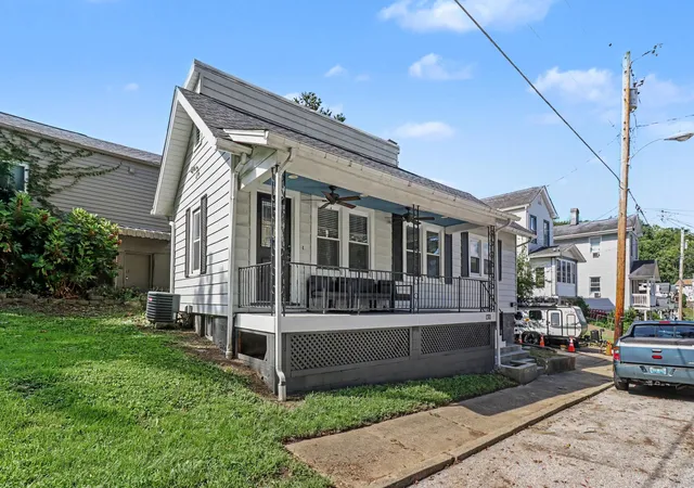 Photo 2 of Single family home for sale at 1311 Hazen St, Covington, KY 41016 | MLS# 645974 | Listing updated on 2026-08-24