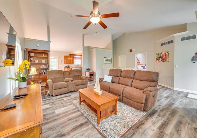 Photo 4 of Sale Pending at 9846 Hwy 330, Berry, KY 41003 | MLS# 646113 | Listing updated on 2026-09-06