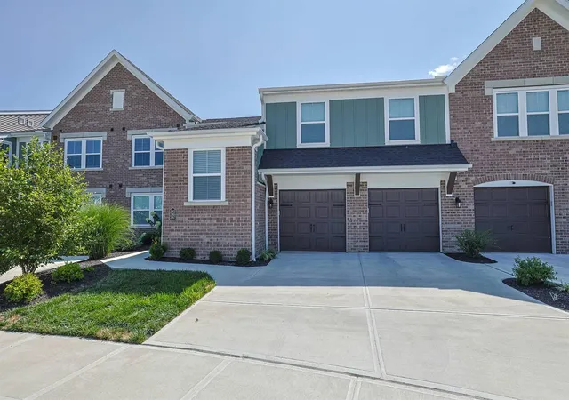 Photo 2 of Condo for sale at 2467 Bella Rdg, Fort Mitchell, KY 41017 | MLS# 646012 | Listing updated on 2026-09-13