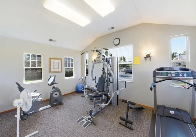 Listing Photo 2 - Condo for sale in building located at 402 Napa Vly, Cold Spring, KY 41076 - Unit #203