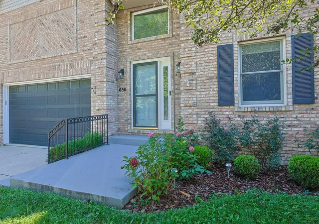 Photo 3 of Sale Pending at 630 Pointe Benton Ln, Covington, KY 41014 | MLS# 646010 | Listing updated on 2026-09-15