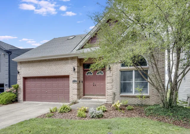 Photo 2 of Sale Pending at 640 Pointe Benton Ln, Covington, KY 41014 | MLS# 646040 | Listing updated on 2026-08-31
