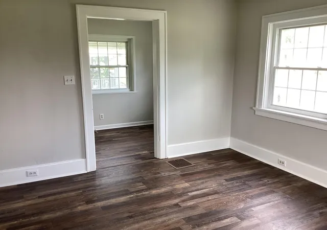 Photo 4 of Sale Pending at 3303 Elizabeth St, Erlanger, KY 41018 | MLS# 646018 | Listing updated on 2026-09-27