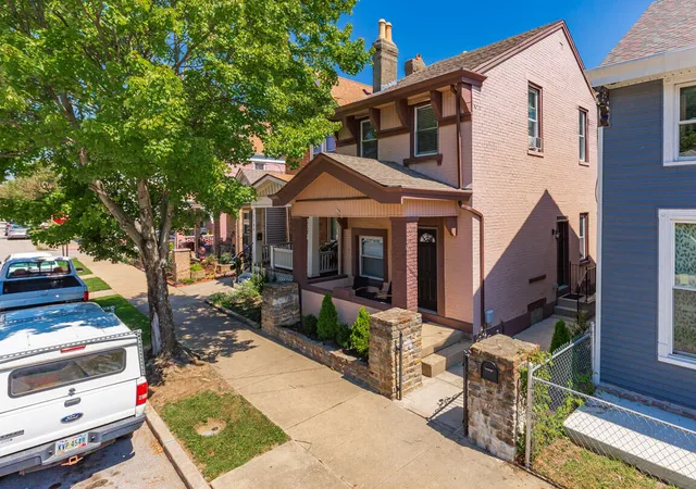 Photo 1 of Single family home for sale at 1706 Holman Ave, Covington, KY 41011 | MLS# 646038 | Listing updated on 2026-08-30
