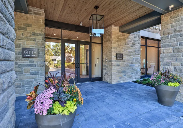 Photo 2 of Condo for sale at 1 Highland Ave #102, Fort Thomas, KY 41075 | MLS# 646062 | Listing updated on 2026-09-13