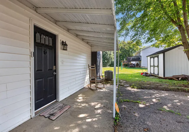 Photo 2 of Sale Pending at 264 Shaw Ave, Erlanger, KY 41018 | MLS# 646039 | Listing updated on 2026-08-28