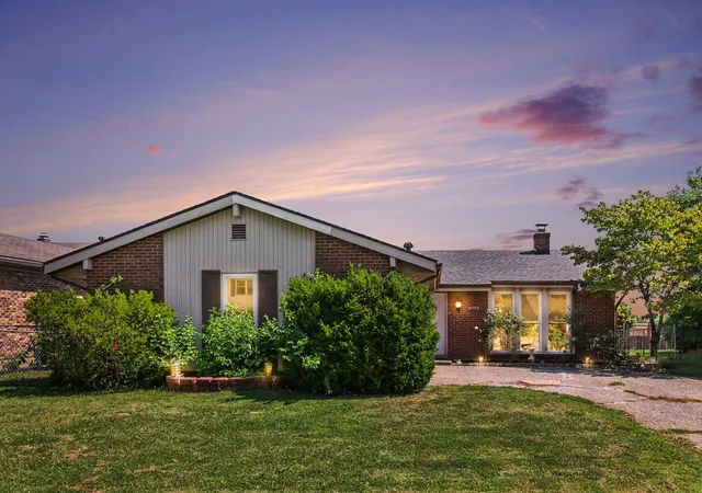 Photo 1 of Sale Pending at 205 Merravay Dr, Florence, KY 41042 | MLS# 646101 | Listing updated on 2026-08-31