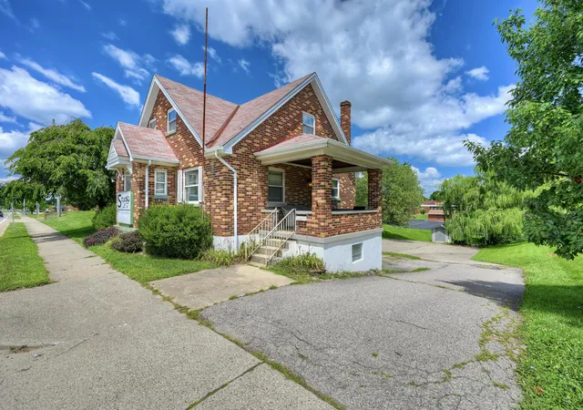 Photo 2 of Single family home for sale at 4029 Alexandria Pike, Cold Spring, KY 41076 | MLS# 646066 | Listing updated on 2026-08-26